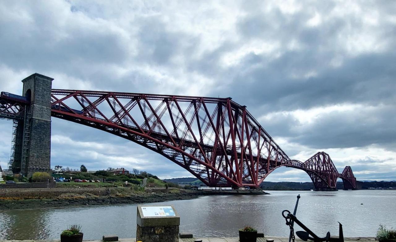 Three Bridges Waterfront Villa North Queensferry Exterior photo